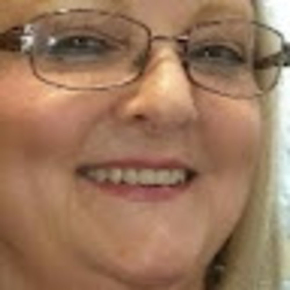 Meet your Posher, Deborah